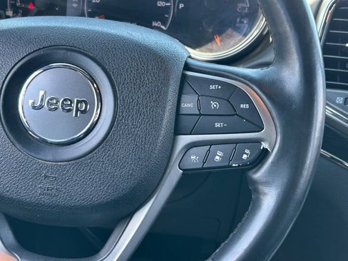 Used 2018 Jeep Grand Cherokee High Altitude RWD image 21