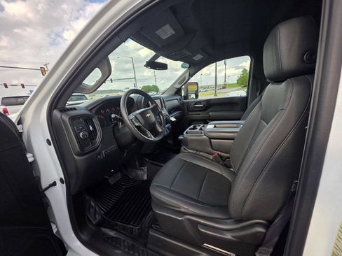 Used 2023 Chevrolet Silverado 3500 W/T w/ WT Convenience Package RWD image 10
