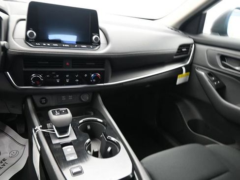 New 2026 Nissan Rogue S image 22