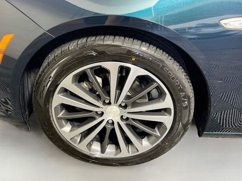 Used 2018 Buick Regal Essence w/ Driver Confidence Package #1 FWD image 13