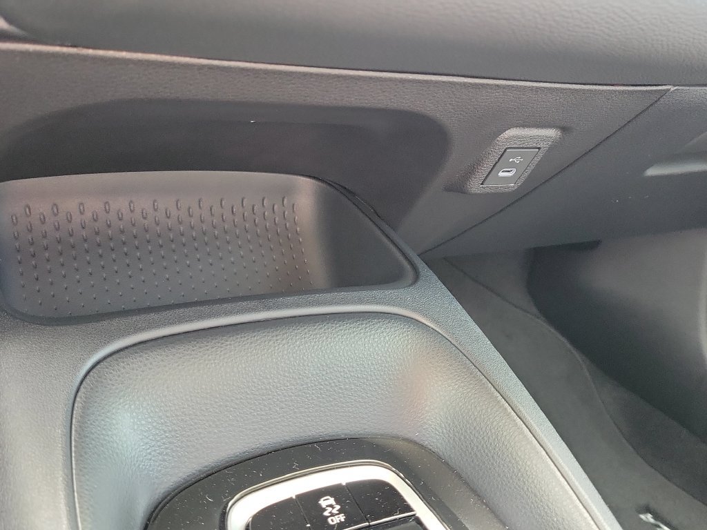 New 2027 Toyota Corolla LE FWD image 17
