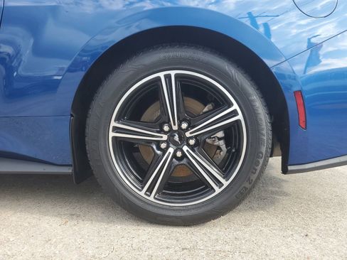 Used 2024 Ford Mustang Premium image 7