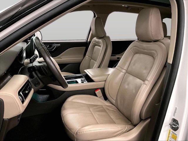 Used 2021 Lincoln Aviator Grand Touring w/ Equipment Group 301A AWD/4WD image 24