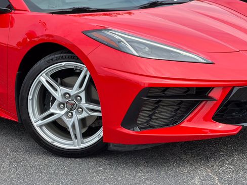 Used 2020 Chevrolet Corvette Stingray Coupe w/ 1LT RWD image 3