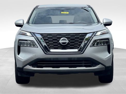 Used 2023 Nissan Rogue SV AWD/4WD image 2