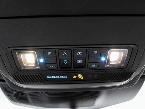 Used 2023 Ford Explorer Platinum w/ Technology Package AWD/4WD image 37