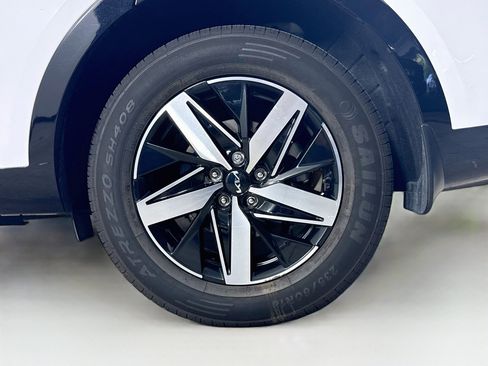 Used 2023 Kia Sorento S FWD image 37