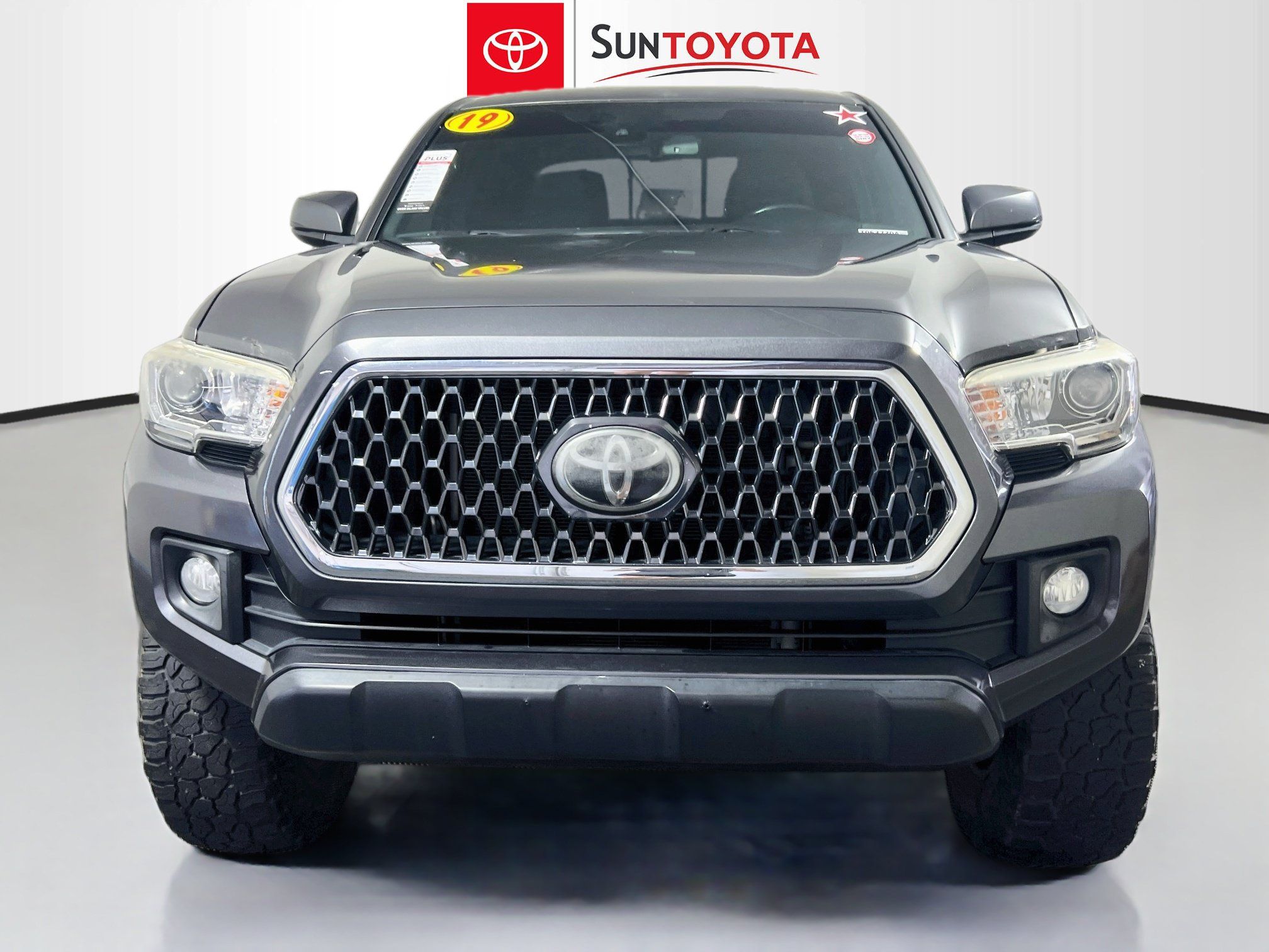 Used 2019 Toyota Tacoma TRD Off-Road AWD/4WD image 10