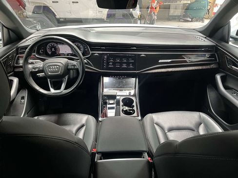Used 2019 Audi Q8 Prestige w/ Year 1 Package AWD/4WD image 9