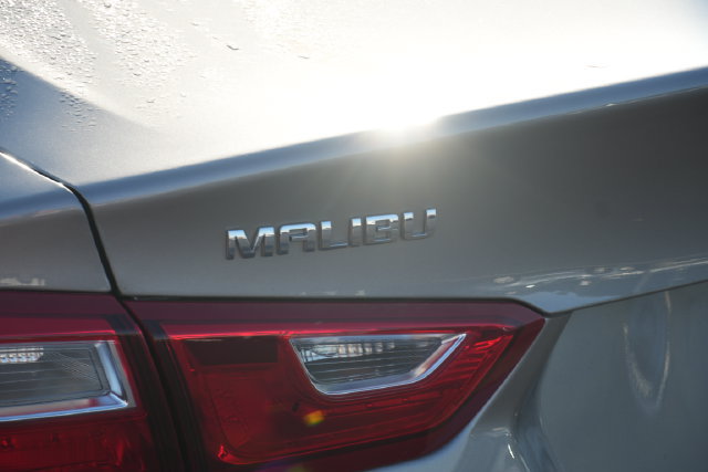 Used 2025 Chevrolet Malibu LT FWD image 18