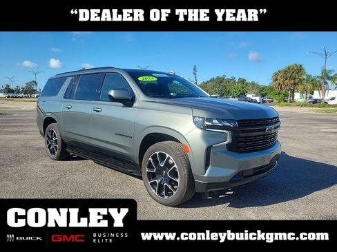 Used 2024 Chevrolet Suburban RST image 30