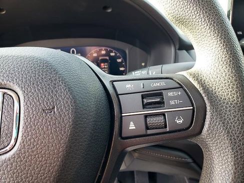 Used 2023 Honda Accord EX image 19