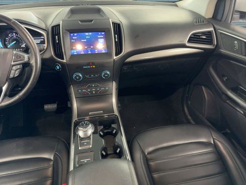 Used 2020 Ford Edge SEL image 28