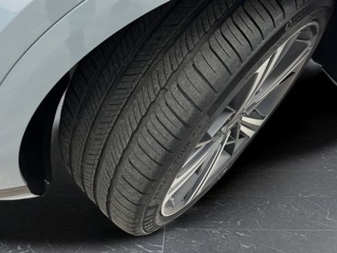 Used 2025 Genesis GV80 3.5T e-SC AWD/4WD image 41