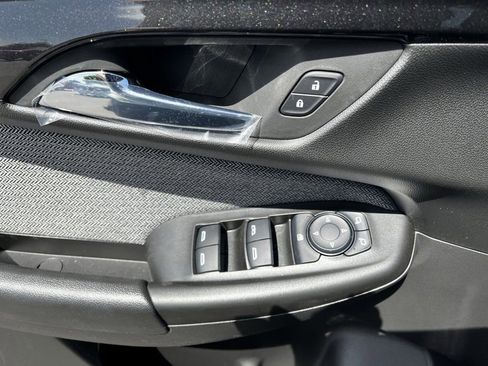 New 2025 Chevrolet TrailBlazer LT w/ LT Cold Weather Package image 23