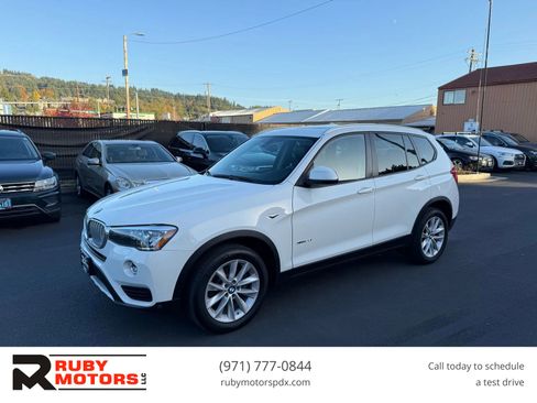 Used 2016 BMW X3 xDrive28i image 1