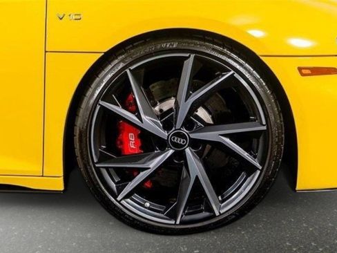 Used 2023 Audi R8 V10 performance image 31