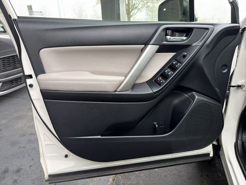 Used 2017 Subaru Forester 2.5i Limited image 15