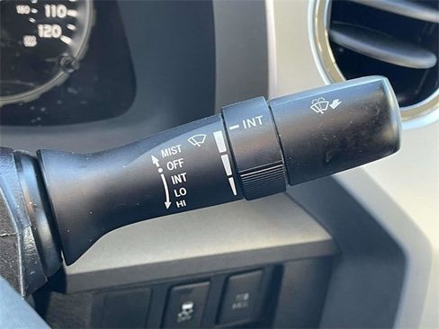 Used 2018 Toyota Tundra SR5 image 23