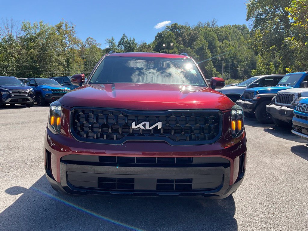 Used 2024 Kia Telluride EX X-Line AWD/4WD image 2
