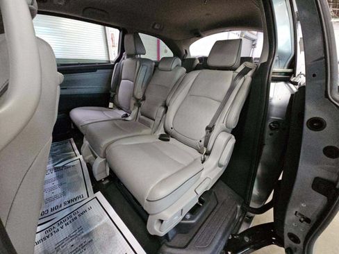 Used 2024 Honda Odyssey Elite image 11