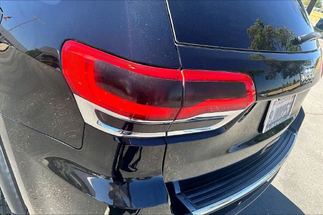 Used 2019 Jeep Grand Cherokee Limited w/ Luxury Group II RWD image 29
