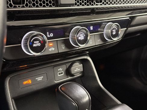 Used 2024 Honda Civic Sport image 19