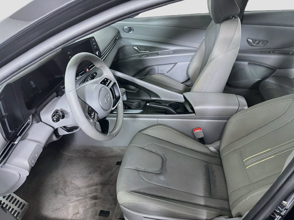 Used 2026 Hyundai Elantra Sport w/ Cargo Package FWD image 22