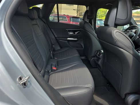 New 2025 Mercedes-Benz GLC 350e 4MATIC image 16