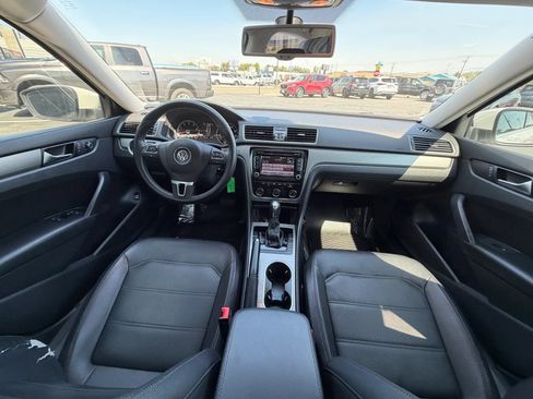 Used 2014 Volkswagen Passat 1.8T SE FWD image 19