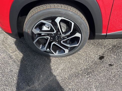 New 2026 Chevrolet Trax RS image 32