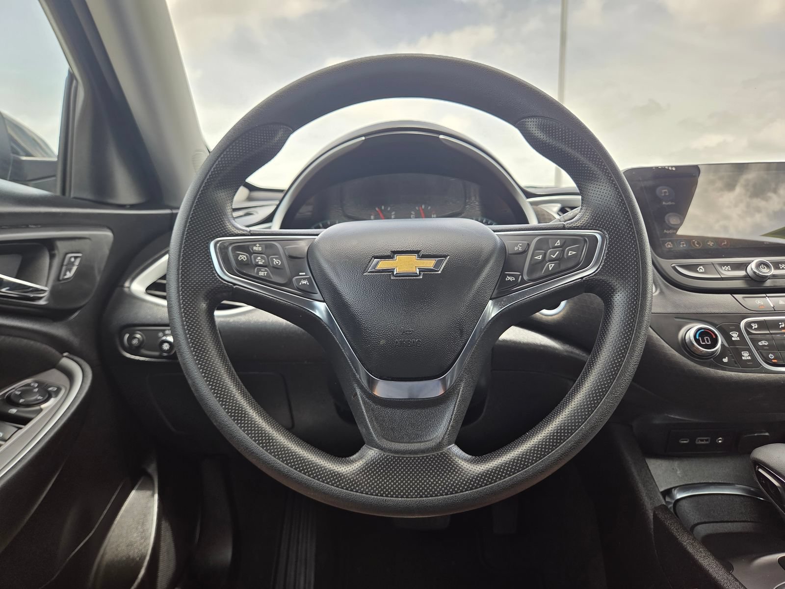 Used 2024 Chevrolet Malibu LT FWD image 45