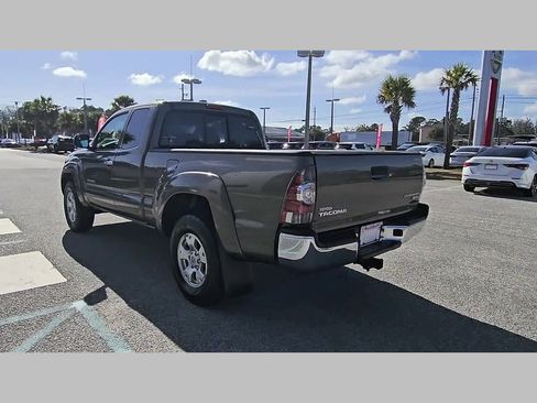 Used 2011 Toyota Tacoma PreRunner w/ SR5 Pkg #2 image 29