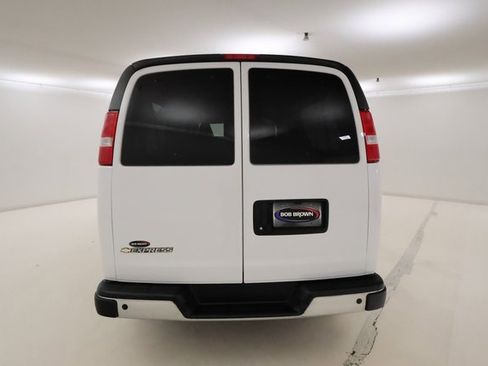 Used 2024 Chevrolet Express 3500 LT w/ LT Preferred Equipment Group image 4