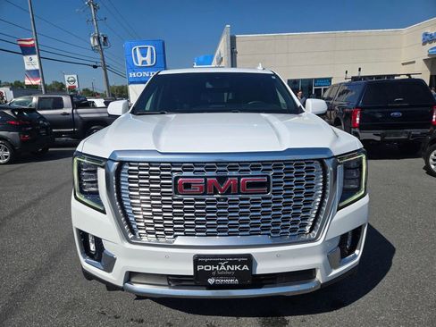 Used 2023 GMC Yukon XL Denali AWD/4WD image 2