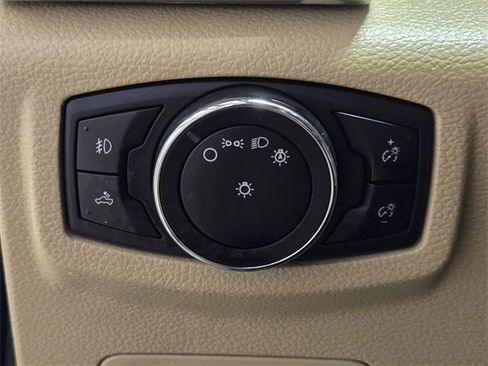 Used 2018 Ford F150 Lariat w/ Equipment Group 502A Luxury image 27