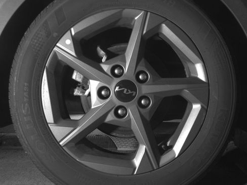 Used 2025 Kia K4 LXS FWD image 15