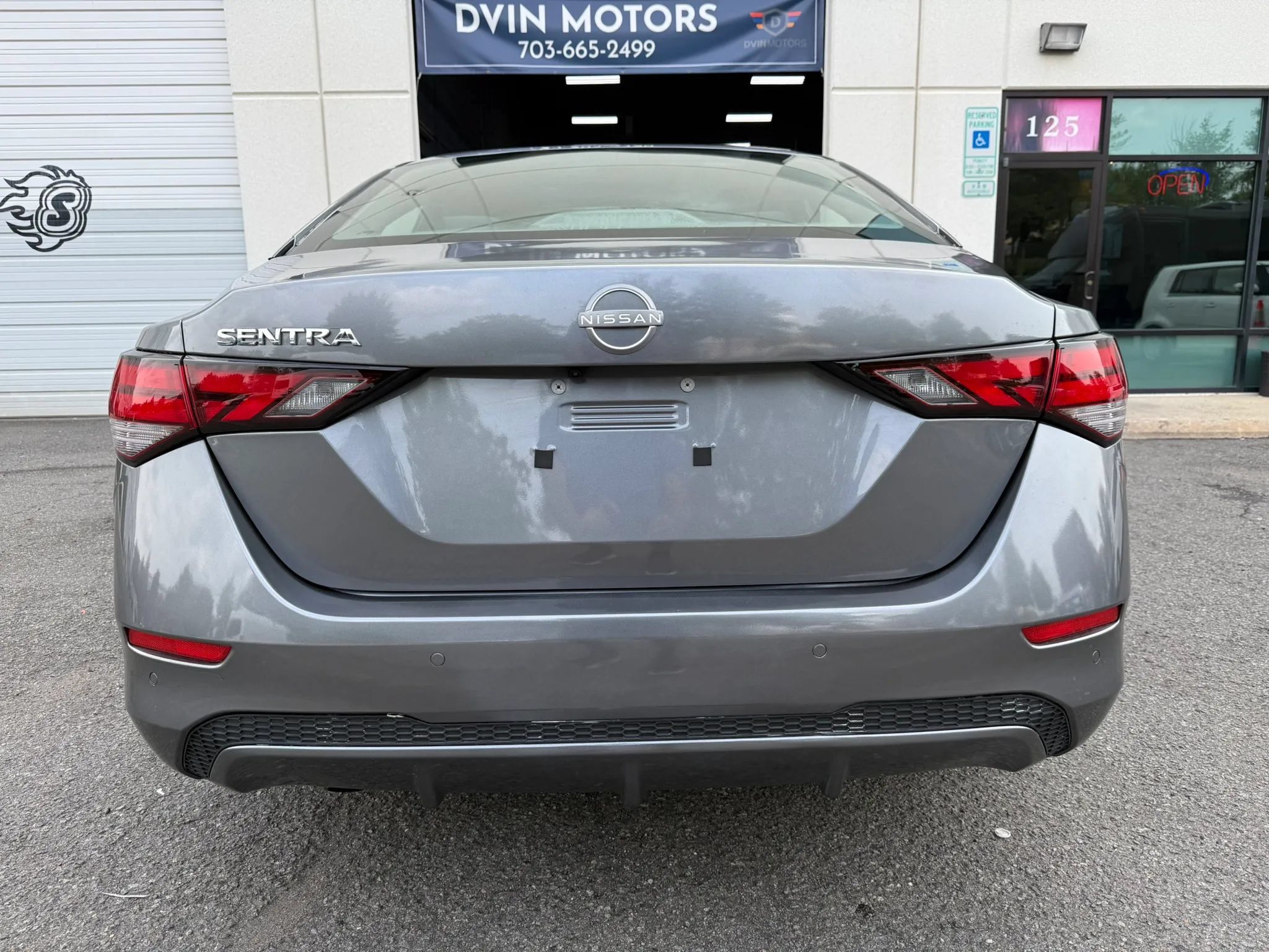 Used 2024 Nissan Sentra S FWD image 14