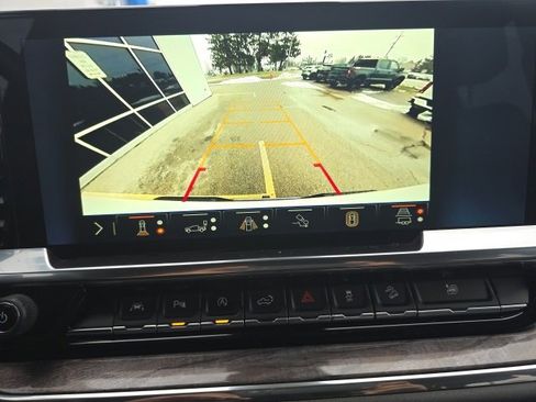 Used 2024 Chevrolet Silverado 1500 LTZ image 27