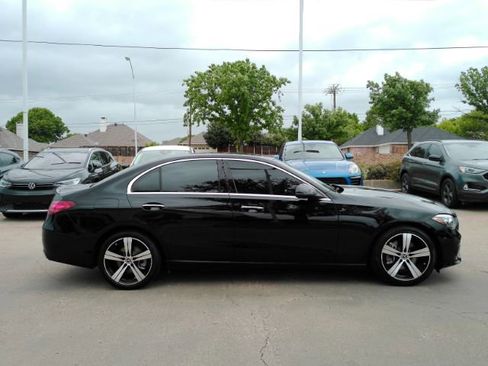 Used 2025 Mercedes-Benz C 300 Sedan image 5