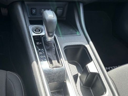 Used 2025 Nissan Sentra SV FWD image 10