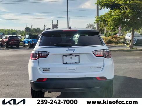 Used 2024 Jeep Compass Limited AWD/4WD image 5