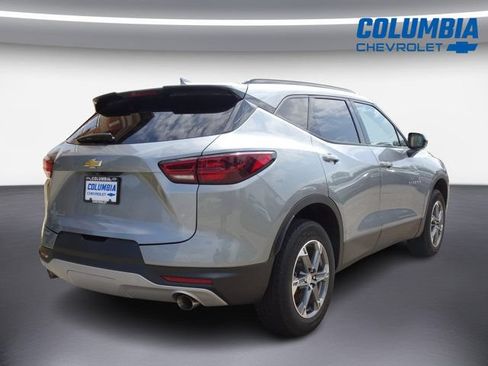 Used 2024 Chevrolet Blazer LT w/ Convenience Package FWD image 3