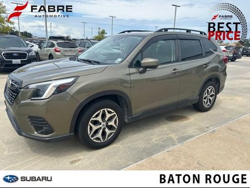 Used 2022 Subaru Forester Premium AWD/4WD image 1