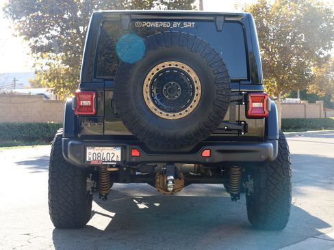 Used 2021 Jeep Wrangler Unlimited Rubicon w/ Trailer Tow Package AWD/4WD image 46