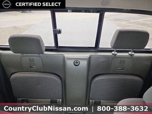 Certified 2016 Nissan Frontier SV AWD/4WD image 17