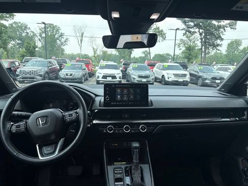 Used 2025 Honda CR-V Sport Touring image 7
