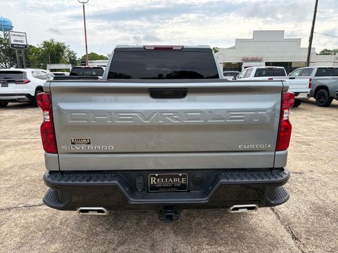 Used 2026 Chevrolet Silverado 1500 Custom Trail Boss AWD/4WD image 5
