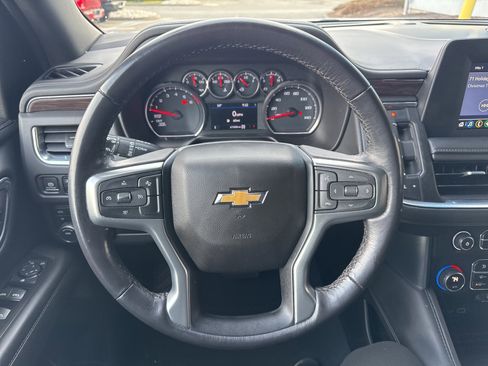 Used 2023 Chevrolet Suburban LS image 21