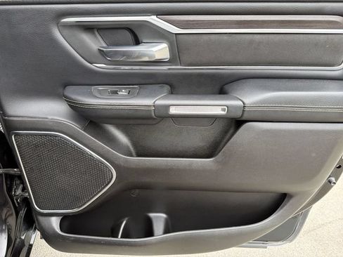 Used 2025 RAM 1500 Laramie AWD/4WD image 34